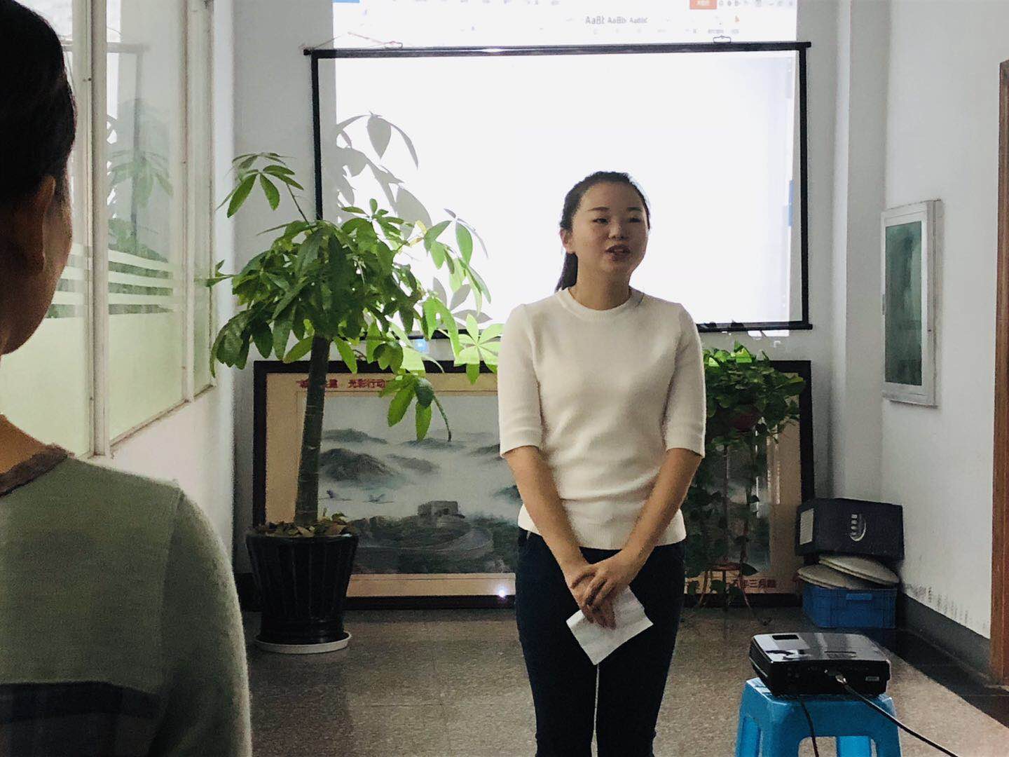 塑料托盤廠家每周早會，以飽滿的精神開單！